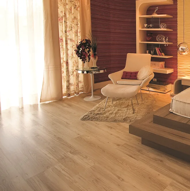 Piso laminado Decapê instalado