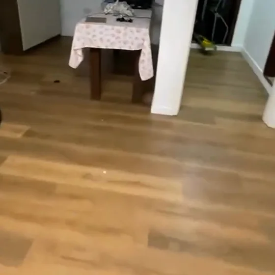 Piso vinílico Linha Olimpo instalado